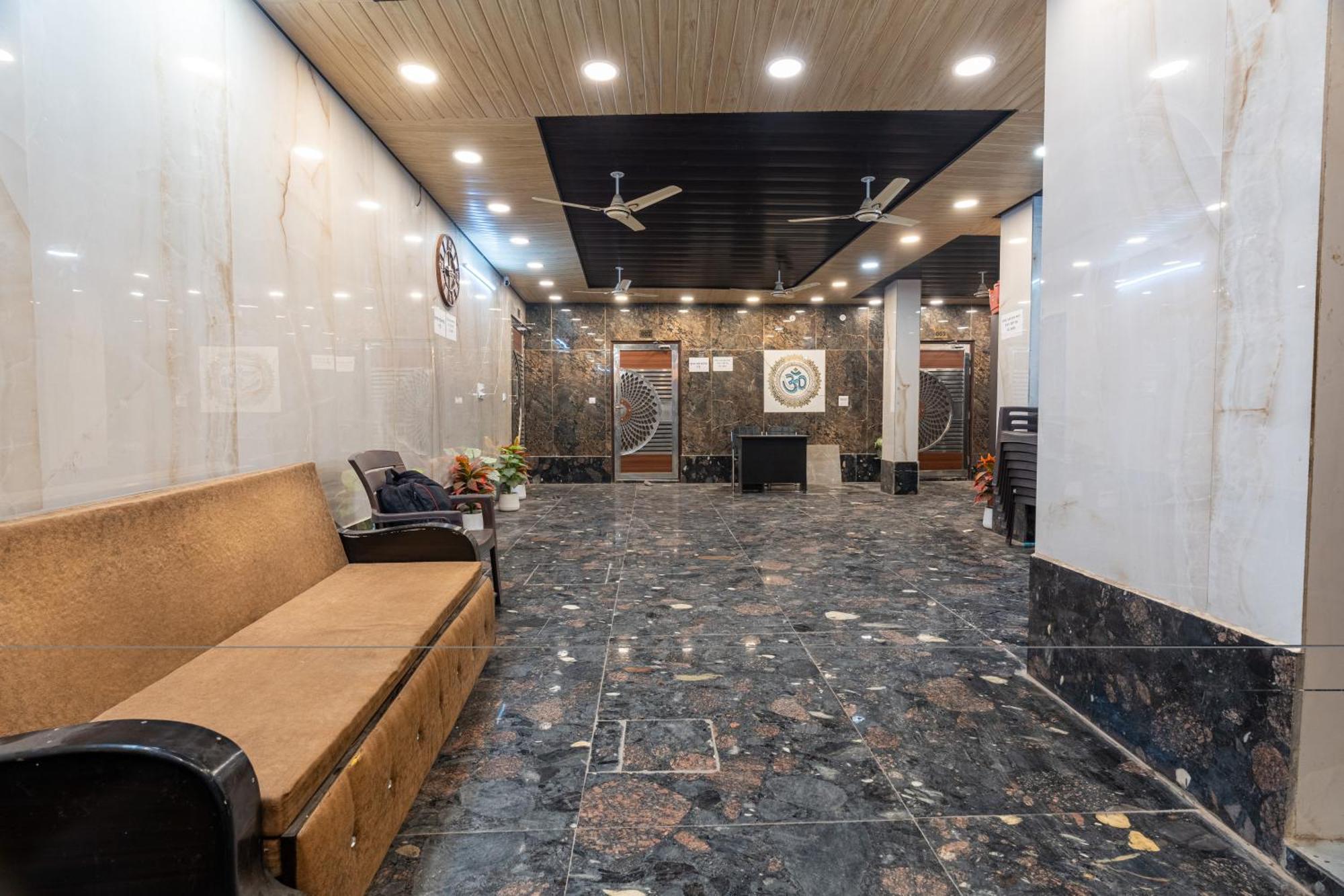 뉴델리 Homlee-Vintage 2Bhk-Ndls-Lift-Bharat Mandapam 아파트 외부 사진