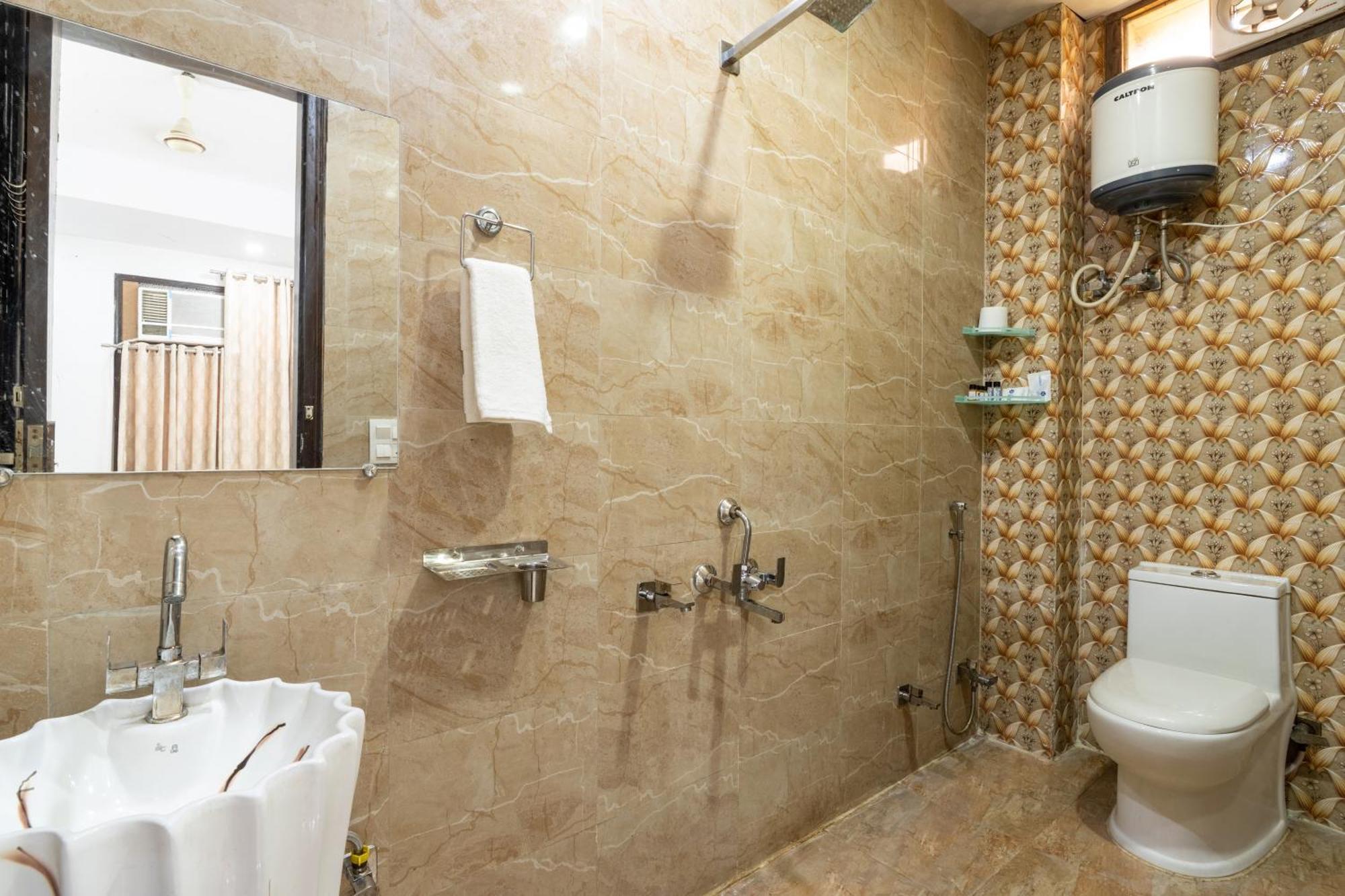 뉴델리 Homlee-Vintage 2Bhk-Ndls-Lift-Bharat Mandapam 아파트 외부 사진